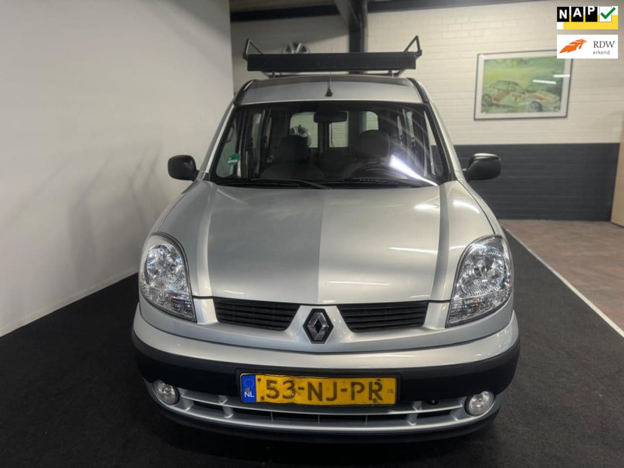 Renault Kangoo - 1.6-16V Privilège 1.6-16V Privilège / / NIEUWE APK - AutoWereld.nl