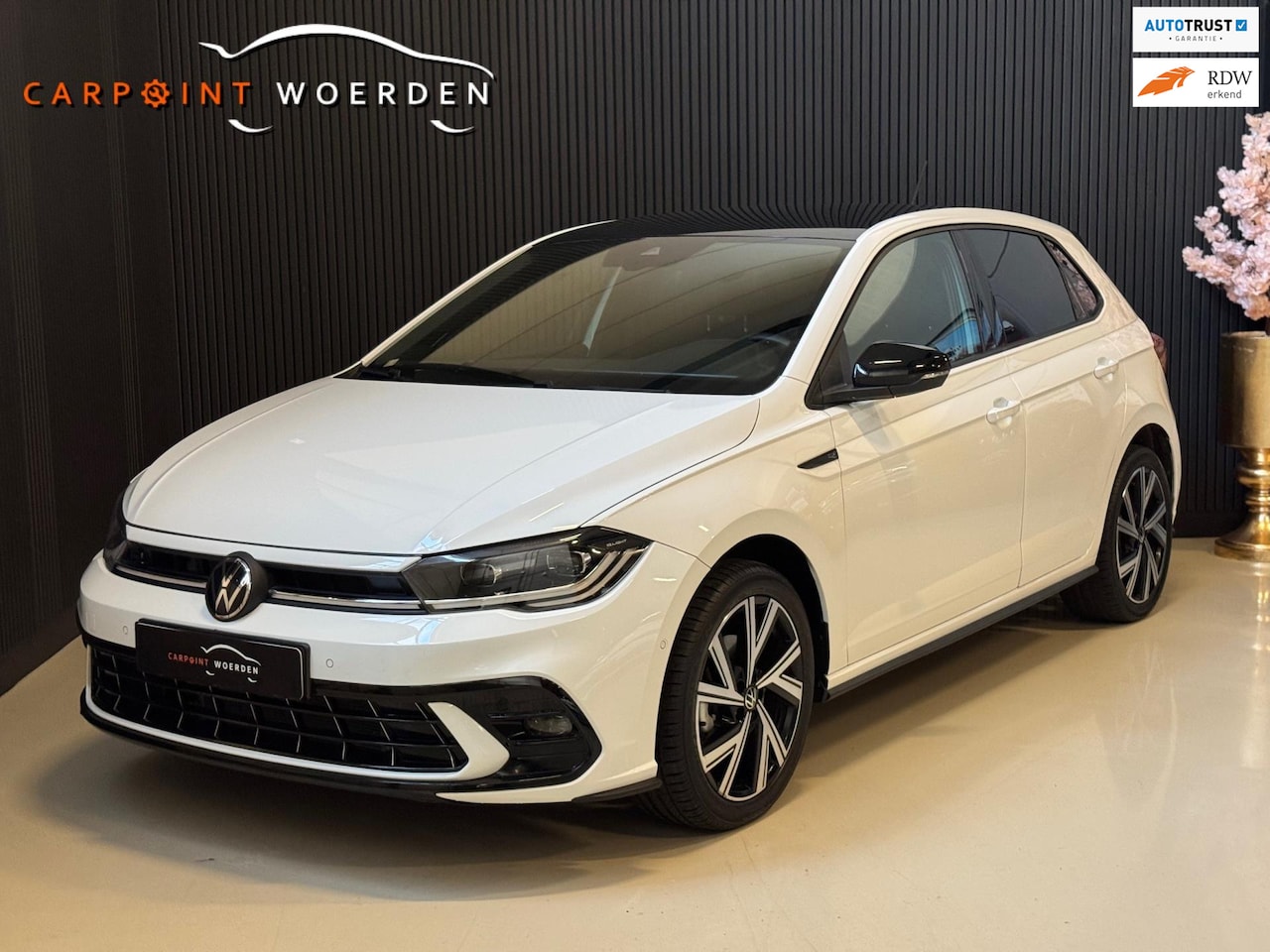 Volkswagen Polo - 1.0 TSI R-Line DSG | IQ LIGHT | GARANTIE 2027 | LANE ASS. | CARPLAY - AutoWereld.nl