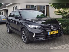 Volkswagen T-Roc - R 2.0 TSI 4-motion (300pk) Leer/Pano/Beats/Camera Vol Opties