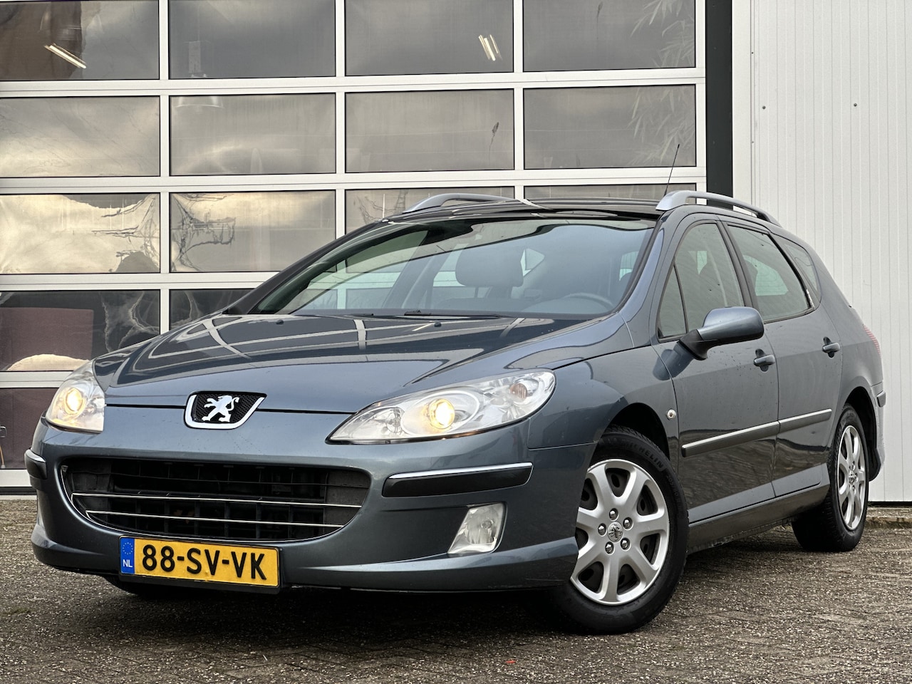 Peugeot 407 SW - 2.0-16V XR Pack 136pk | Automaat | Panorama dak | Cruise Control | Trekhaak | Winterbanden - AutoWereld.nl