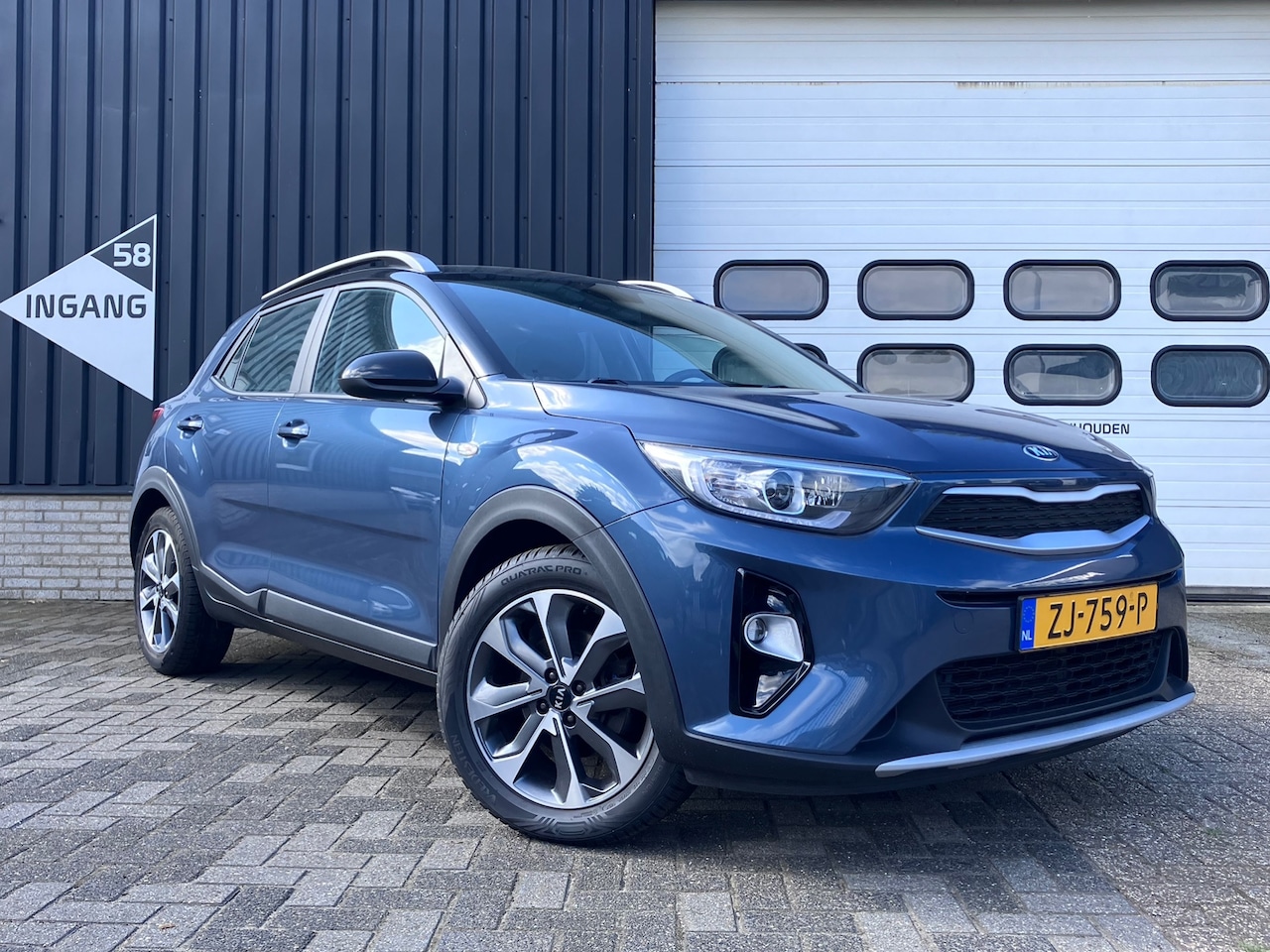 Kia Stonic - 1.0 T-GDi DynamicLine/navi/cruise/pdc/ 1e eigenaar/LM Velgen - AutoWereld.nl