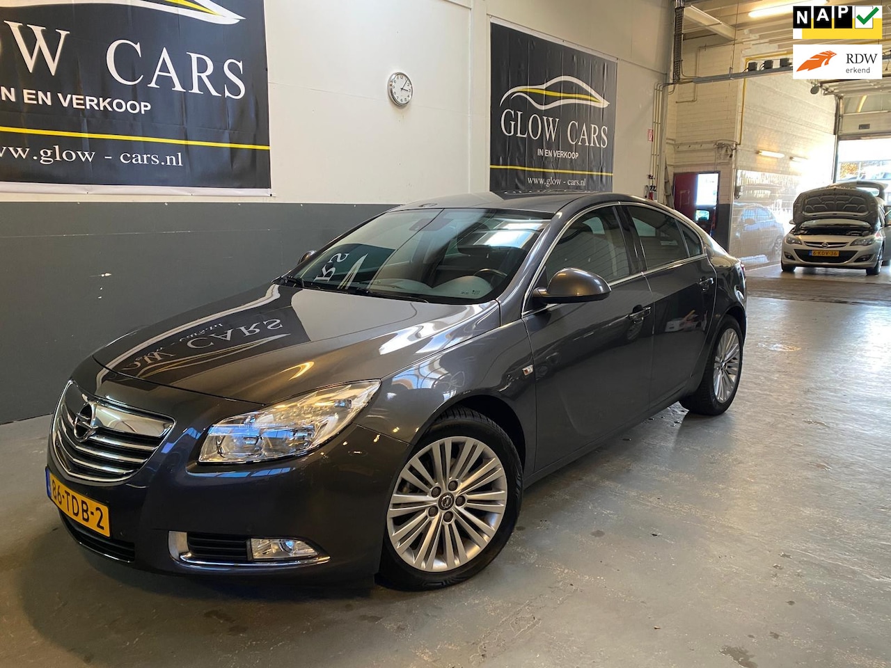 Opel Insignia - 1.4 Turbo EcoFLEX Business Edition |AIRCO|PDC|TREKHAAK|CRUISE|NAVIGATIE - AutoWereld.nl