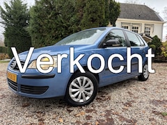 Volkswagen Polo - 1.4-16V Trendline / Automaat / Airco / 5 Drs