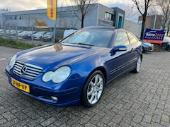 Mercedes-Benz C-klasse Sportcoupé - 200 K.|Panoramadak|Leder|Automaat|