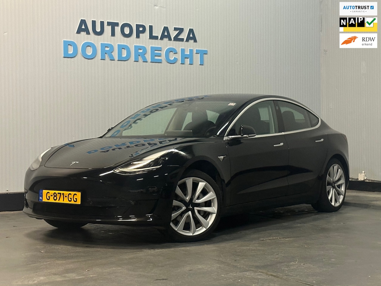 Tesla Model 3 - Standard RWD Plus 60 kWh Autopilot - AutoWereld.nl