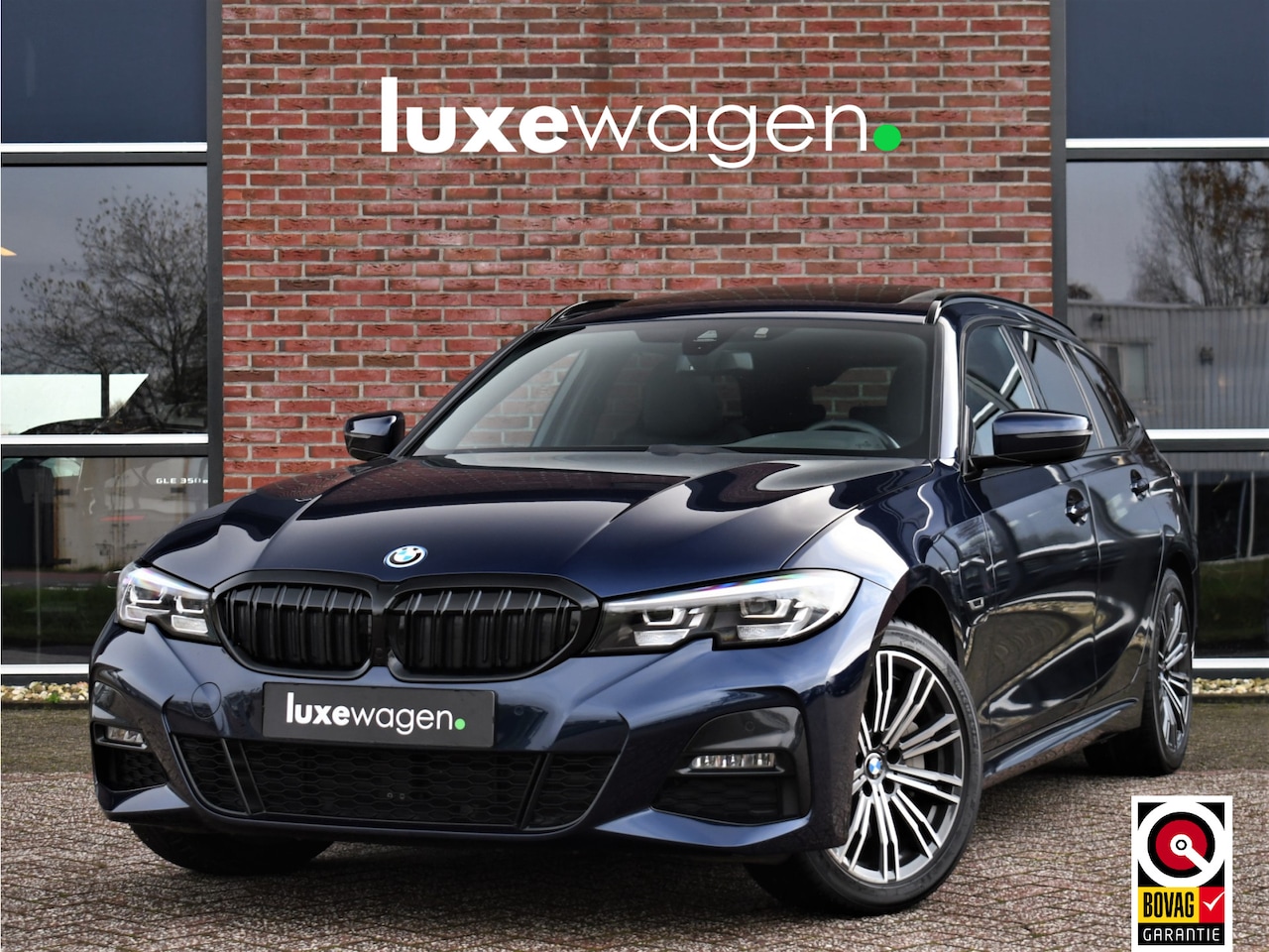 BMW 3-serie Touring - 330e xDrive M-Sport Pano Trekhaak Camera HiFi - AutoWereld.nl