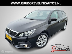 Peugeot 308 SW - 1.2 110 PK H6 Navigatie Trekhaak Panodak Parkeersensor V+A DonkerGlas