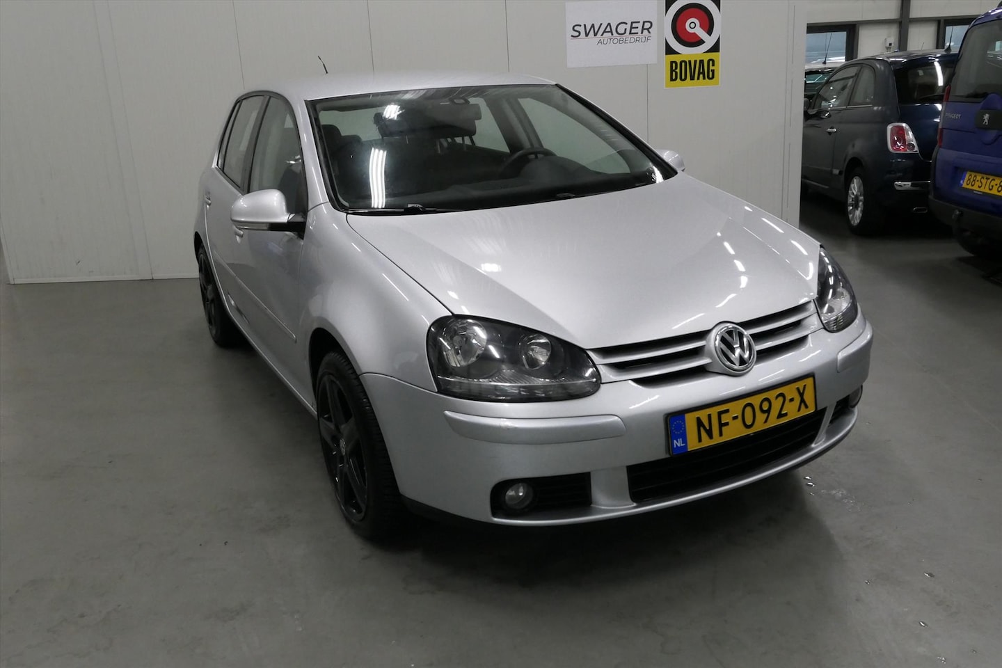 Volkswagen Golf - 1.4 16V 59KW 5D Trendline (Goed onderhouden&trekhaak) - AutoWereld.nl