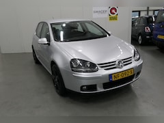 Volkswagen Golf - 1.4 16V 59KW 5D Trendline (Goed onderhouden&trekhaak)