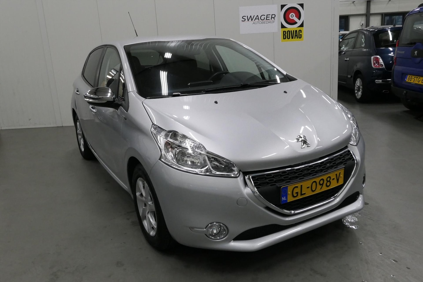 Peugeot 208 - 1.2 PureTech 82PK 5D Style (Dealer onderouden) - AutoWereld.nl