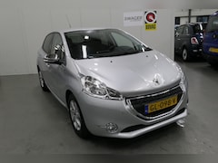 Peugeot 208 - 1.2 PureTech 82PK 5D Style (Dealer onderouden)