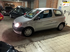 Toyota Yaris - 1.0-16V VVT-i Terra Airco