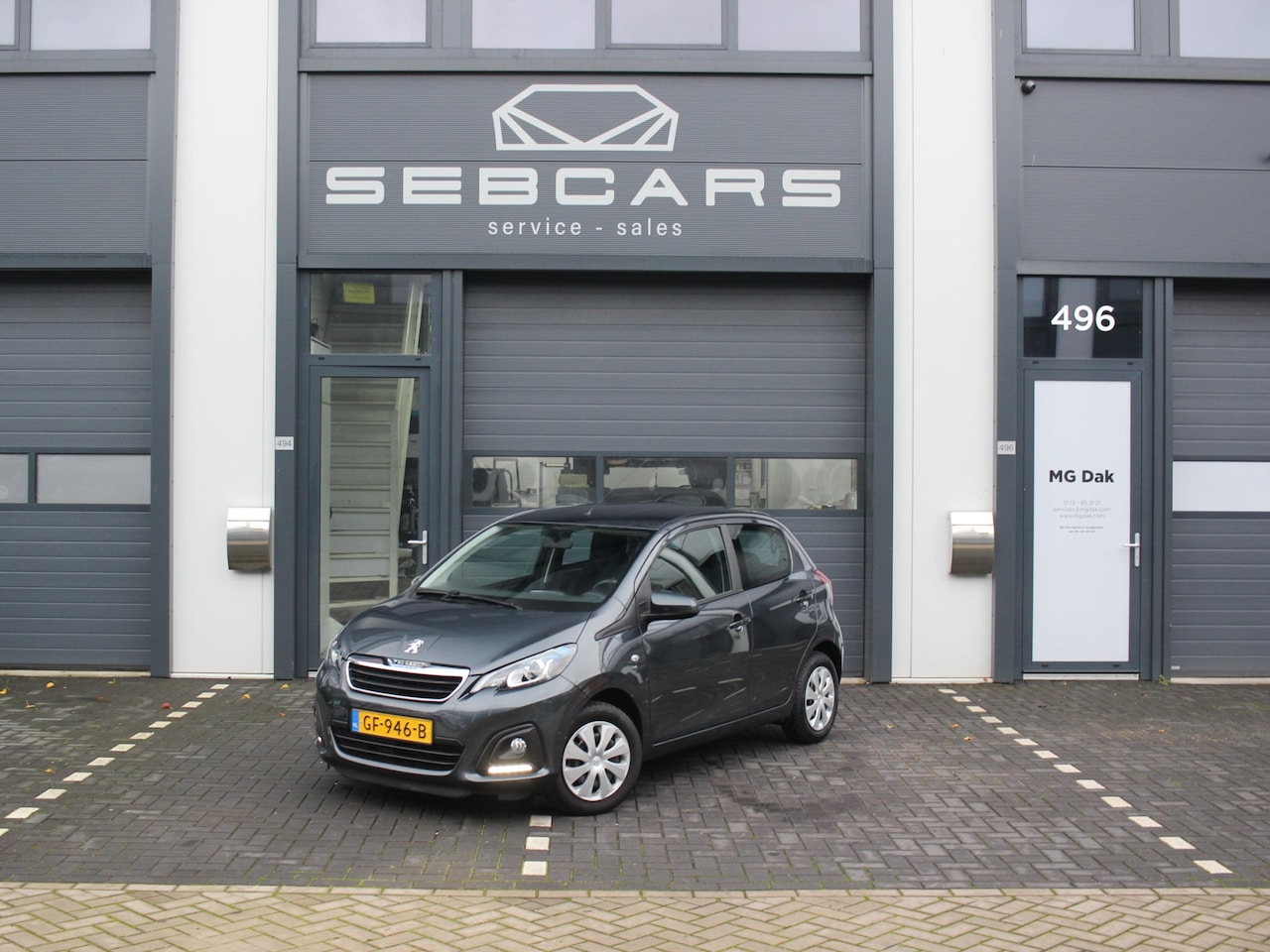 Peugeot 108 - 1.0 VTi Active 1.0 VTi Active, CARPLAY, NAVI, LED, UNIEK LAGE KM STAND, DEALER ONDERHOUDEN - AutoWereld.nl