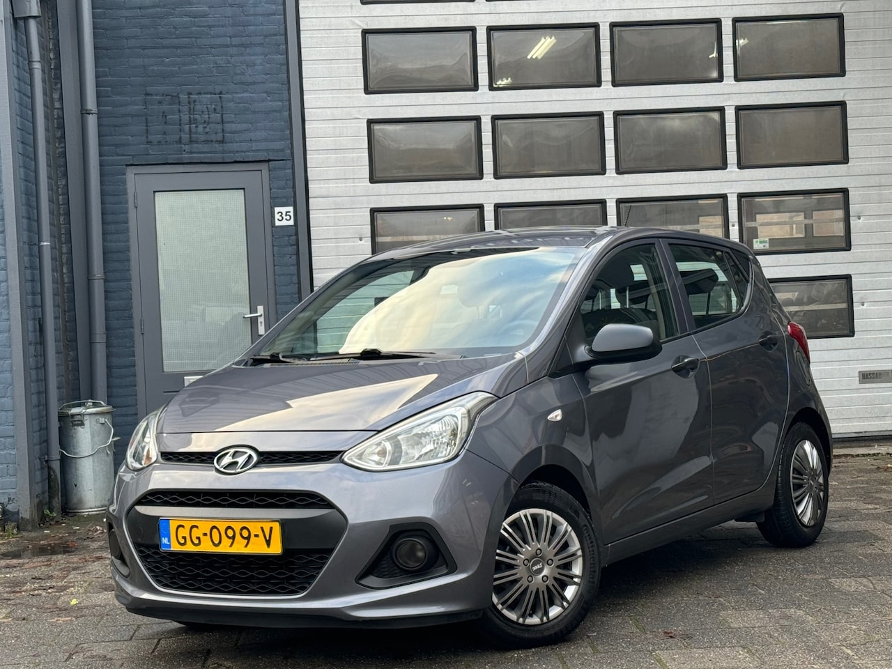 Hyundai i10 - 1.0i i-Motion | Airco | CV | N.A.P - AutoWereld.nl