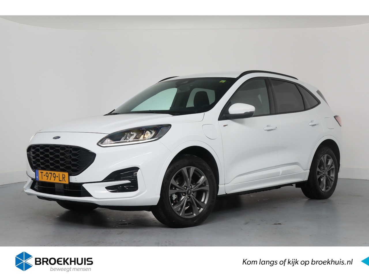 Ford Kuga - 2.5 PHEV ST-Line | Navigatie | Camera | Keyless | Clima | Parkeersensoren V+A | Lichtmetal - AutoWereld.nl