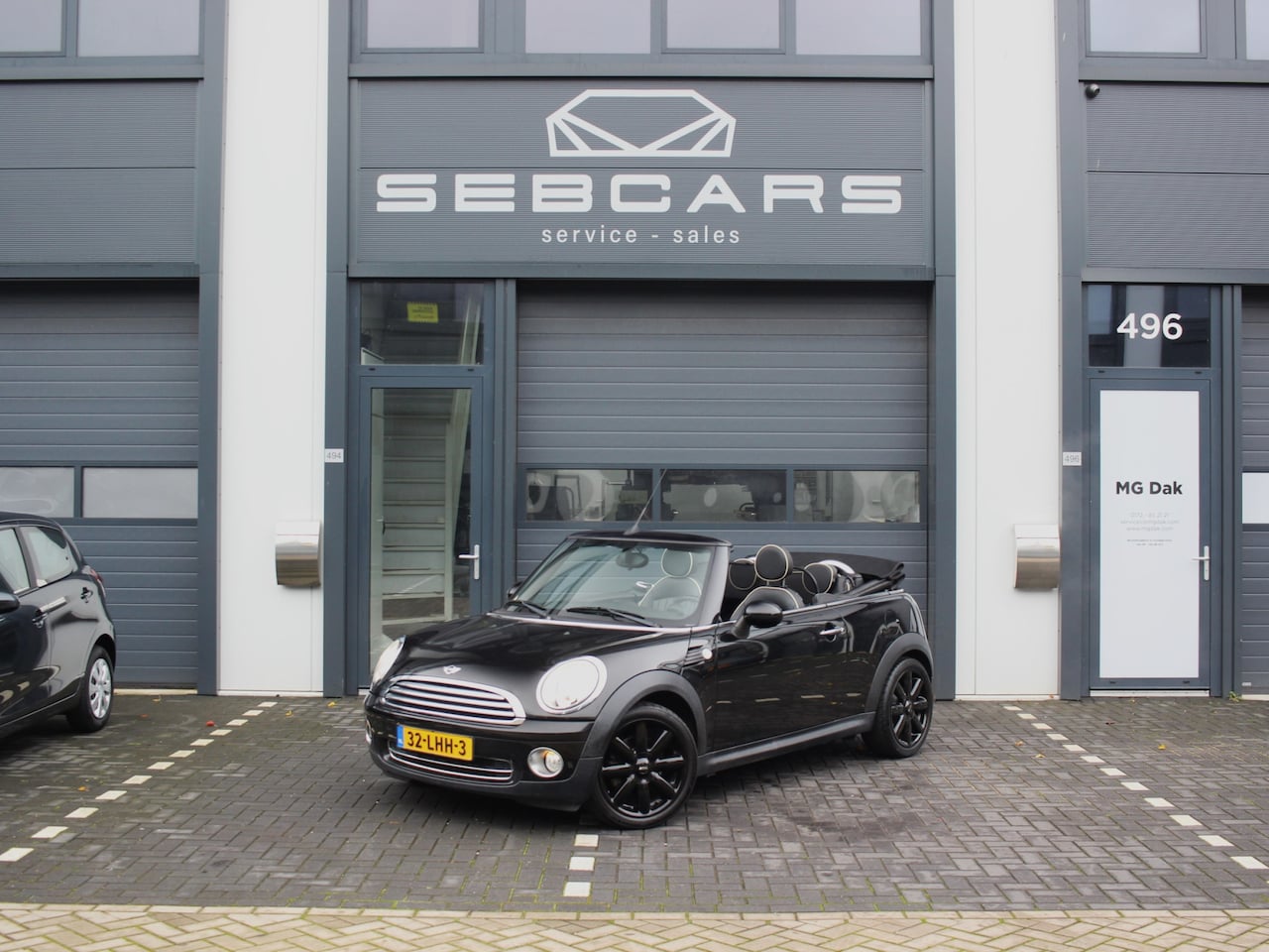 MINI Cabrio - 1.6 Cooper Chili Mini 1.6 Cooper Chili, CLIMA, LEDER, BLUETOOTH, PDC, STOELVERW. Jongtimer - AutoWereld.nl