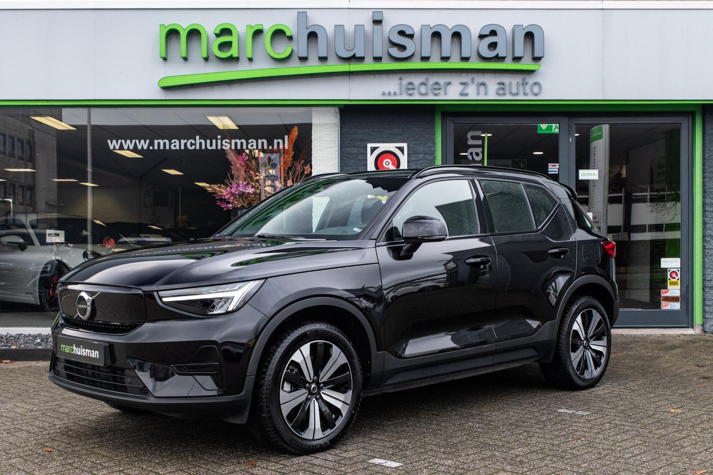 Volvo XC40 - Recharge Core 70 kWh / 1E EIG / NL AUTO - AutoWereld.nl