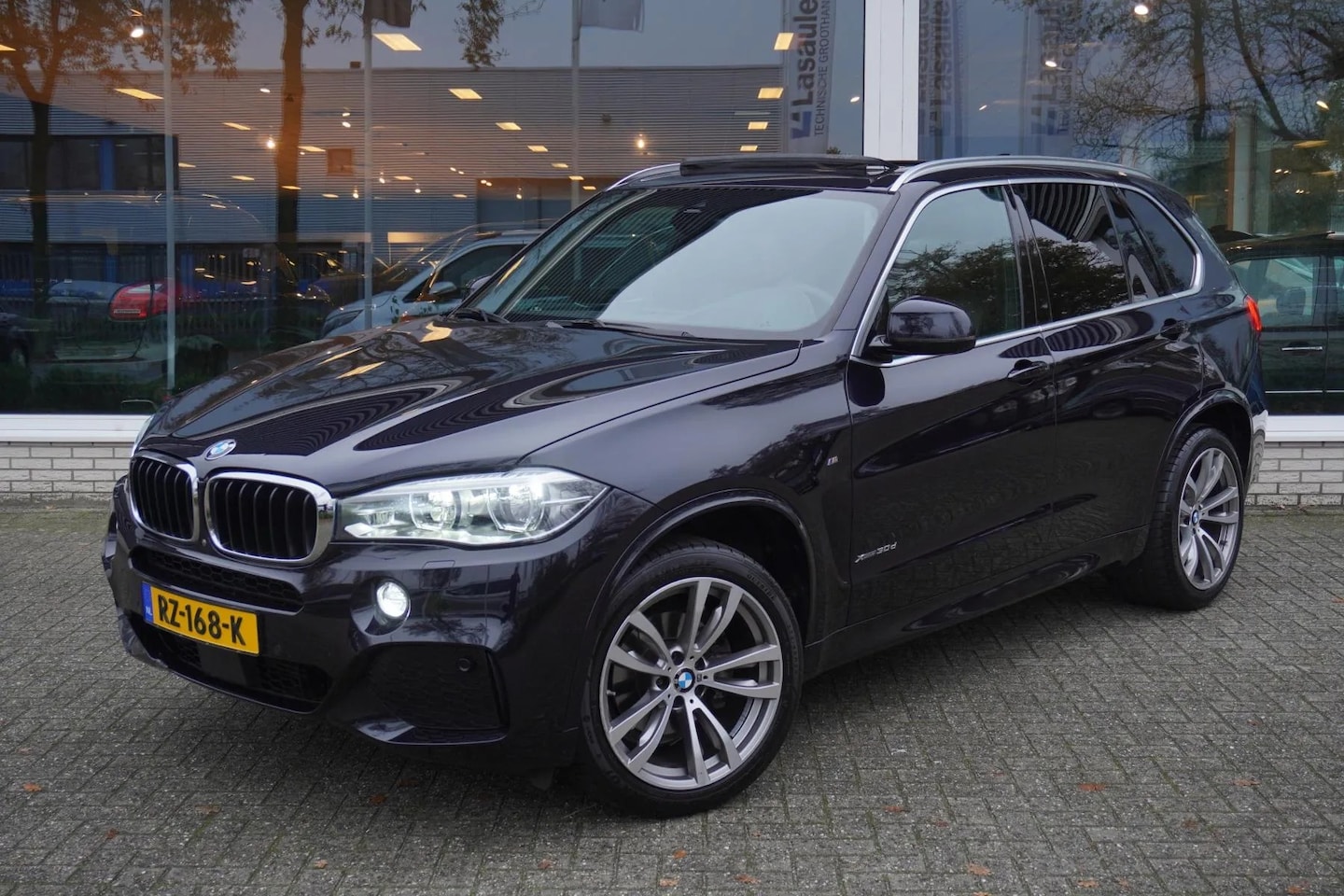 BMW X5 - XDrive30d M-Pakket 7p. 3xTV 1Eig. Trekhaak HUD ACC - AutoWereld.nl