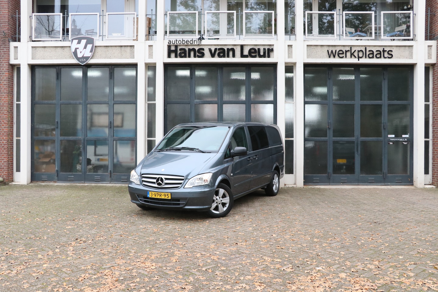 Mercedes-Benz Vito - 122 CDI 320 Lang DC Luxe 3.0 V6 L3 Clima Cruise PDC - AutoWereld.nl