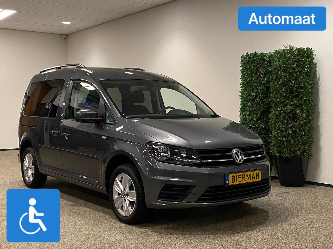 Volkswagen Caddy - L1 Rolstoelauto Automaat 3+1 of 5+0 - AutoWereld.nl