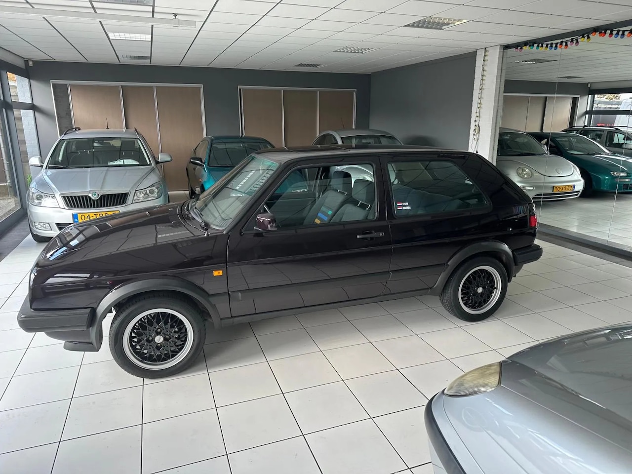 Volkswagen Golf - 2 MODA,1.8,ST.BEKR.DARKBURGUNDY - AutoWereld.nl