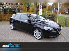 Volvo V40 - 2.0 T2 Kinetic Lage km stand, 18 inch Lichtmetalen velgen