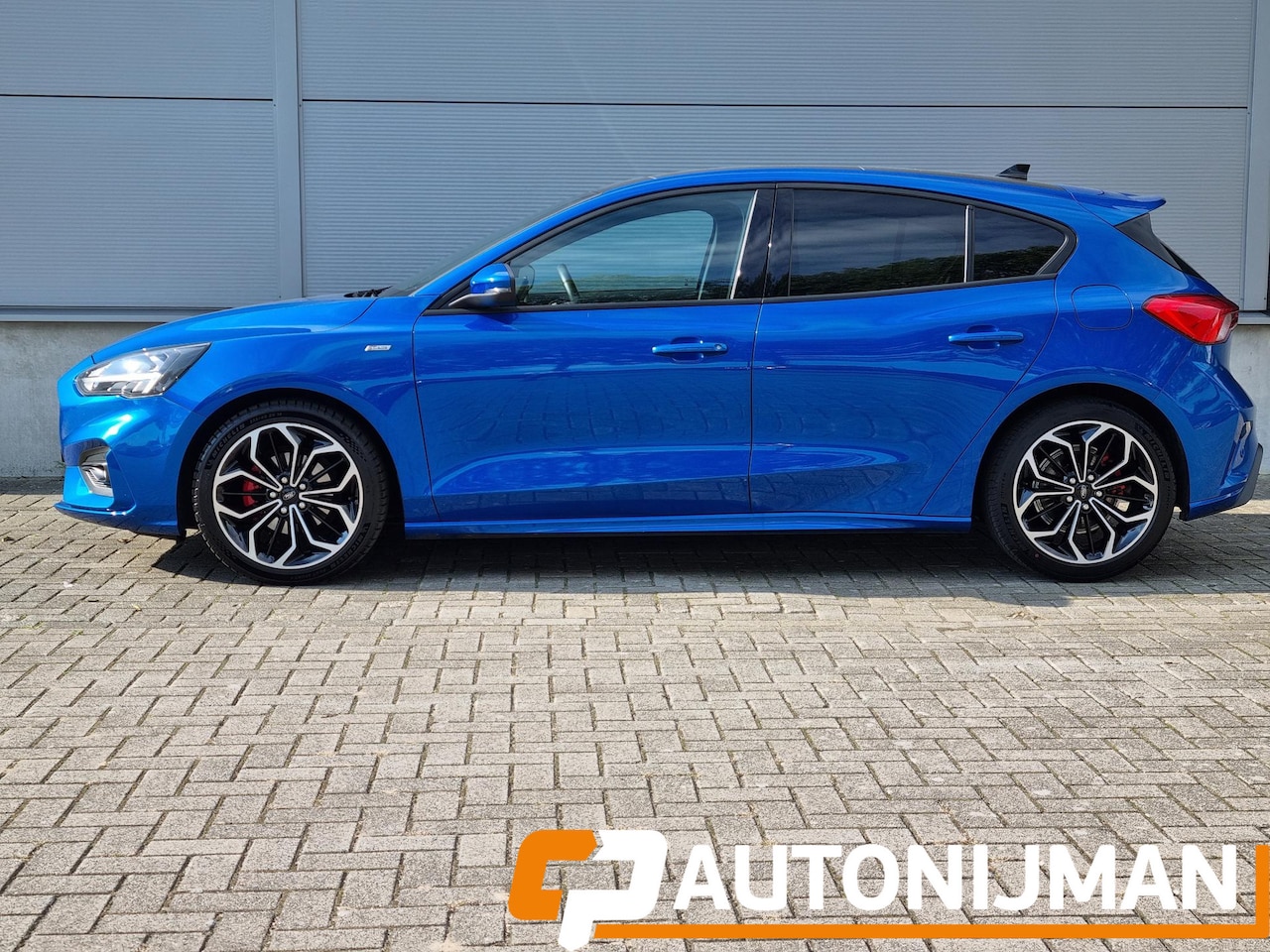 Ford Focus - 1.5 EcoB. ST Line 18inch/winterpack+standkach - AutoWereld.nl