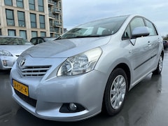 Toyota Verso - 1.8 VVT-i Aspiration 7p. AUTOMAAT Airco Cruise Navi PDC