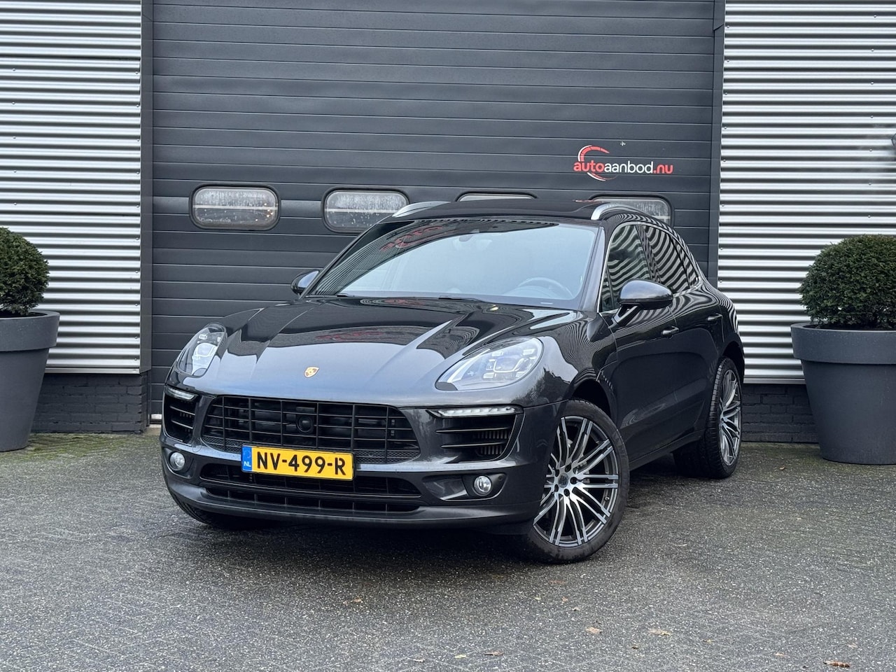 Porsche Macan - 3.0 S 340 PK | Sport Chrono | Panoramadak | 21 Inch Lichtmetalen Velgen | Camera | Sport U - AutoWereld.nl