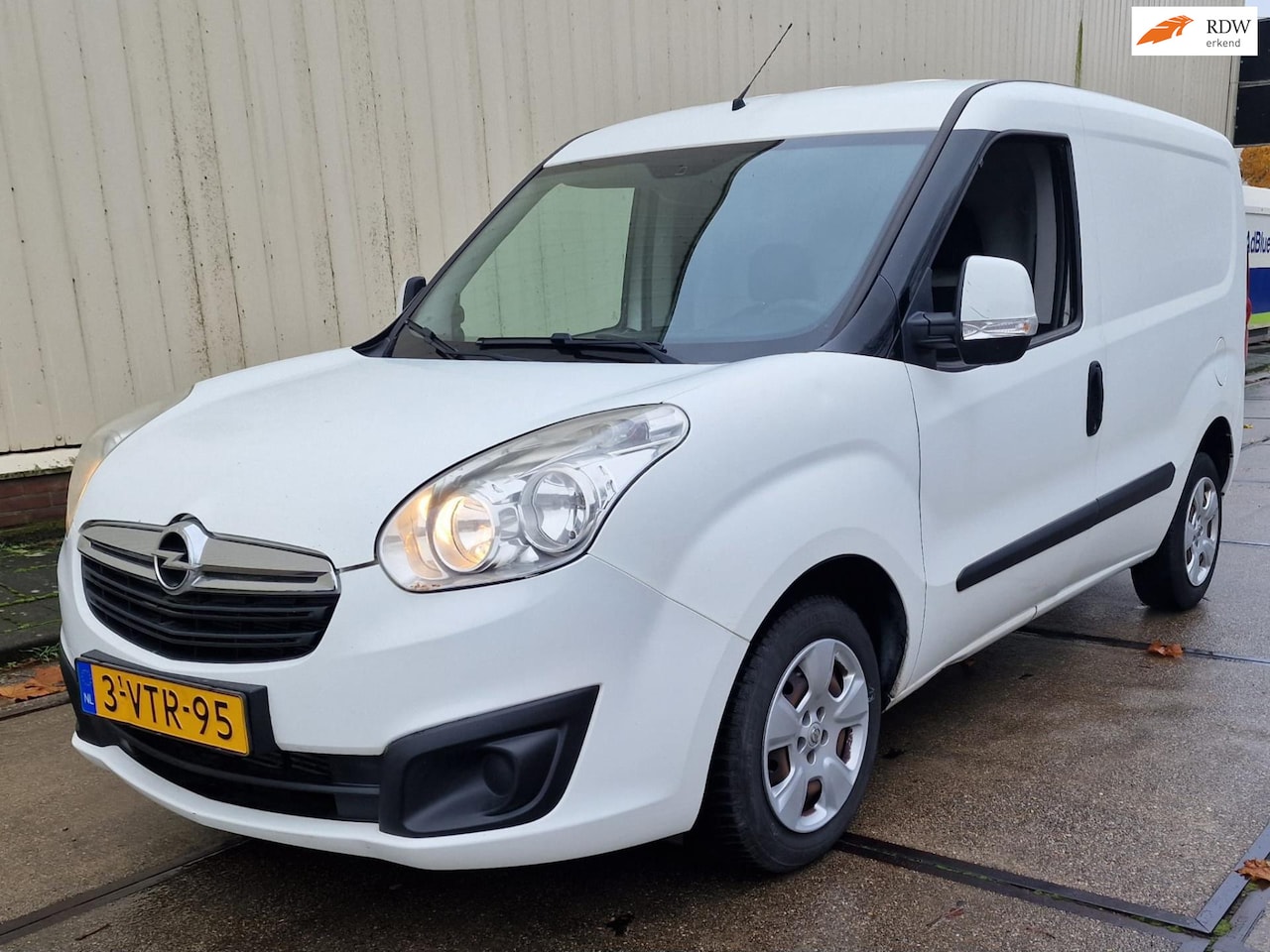 Opel Combo - 1.3 CDTi L1H1 ecoFLEX 1.3 CDTi L1H1 ecoFLEX - AutoWereld.nl