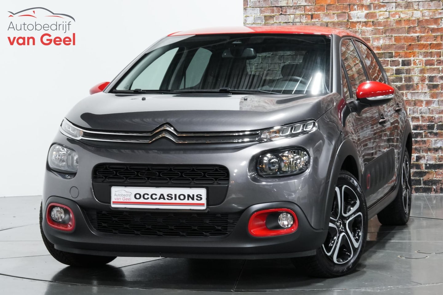 Citroën C3 - 1.2 PureTech Feel Edition I Cruise controle I Navi I Rijklaarprijs - AutoWereld.nl