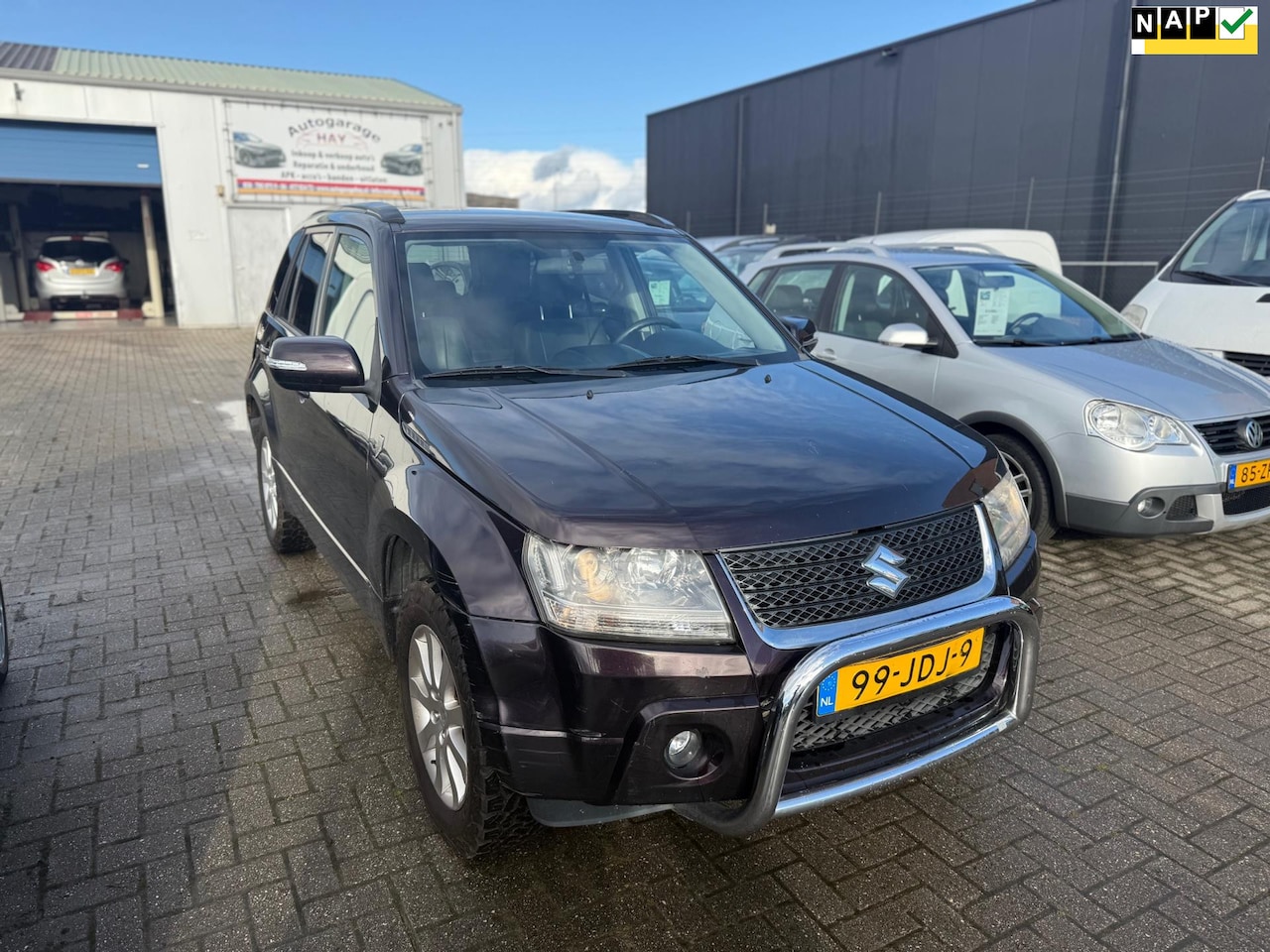 Suzuki Grand Vitara - 2.4 Exclusive|Lekke Koppakking....... - AutoWereld.nl