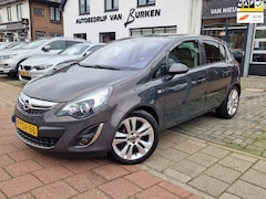 Opel Corsa - 1.4-16V Cosmo, Navigatie, Stoelverwarming, Stuurverwarming, L.M.Velgen