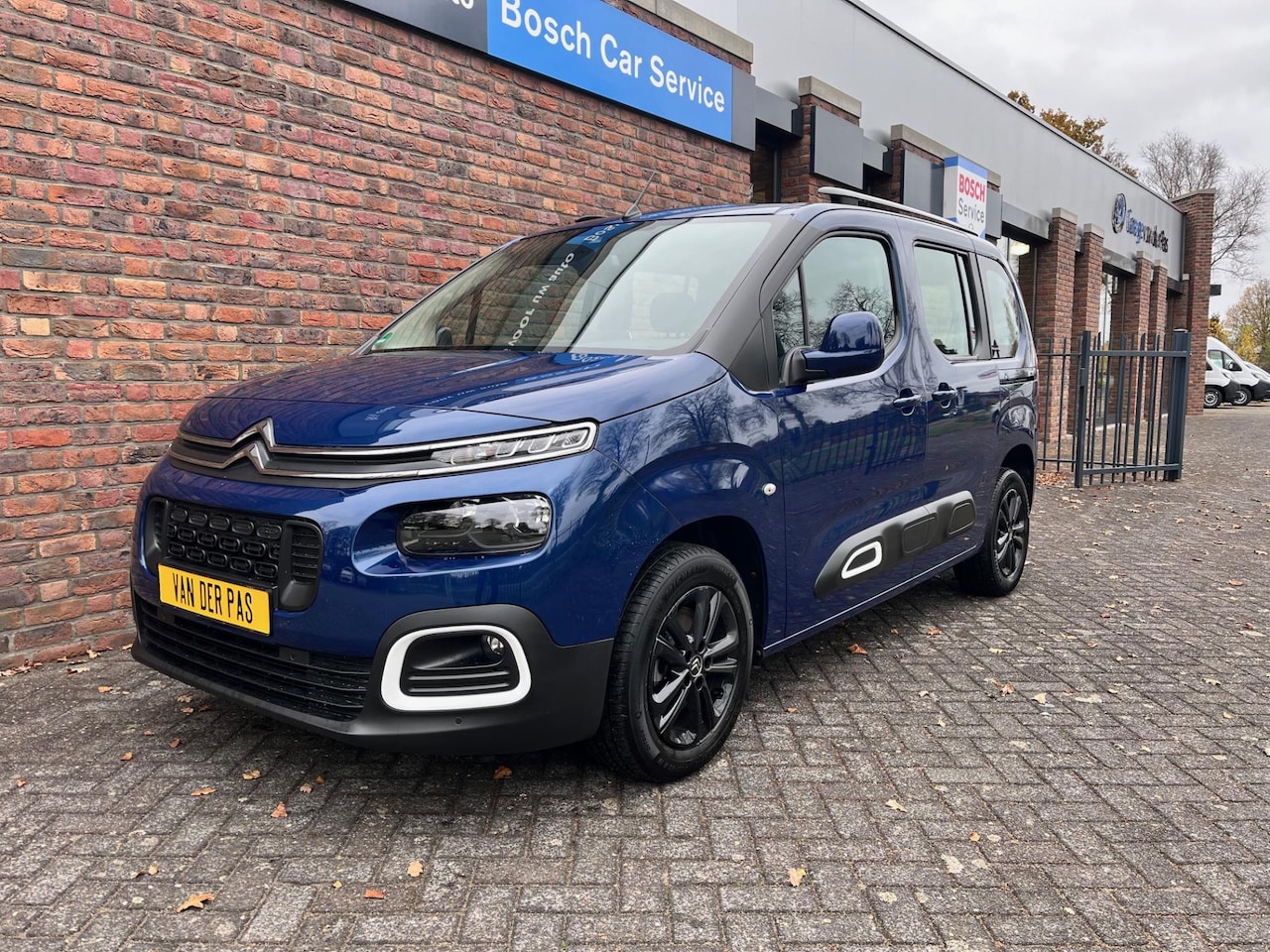 Citroën Berlingo - 1.2 PureTech Automaat Shine Camera - AutoWereld.nl