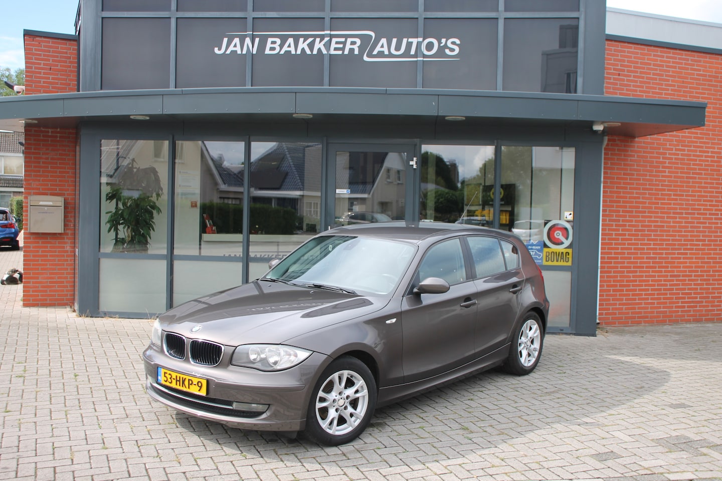 BMW 1-serie - 118i Business Line ✅ AC✅ Cruise✅ Rijklaar✅ - AutoWereld.nl