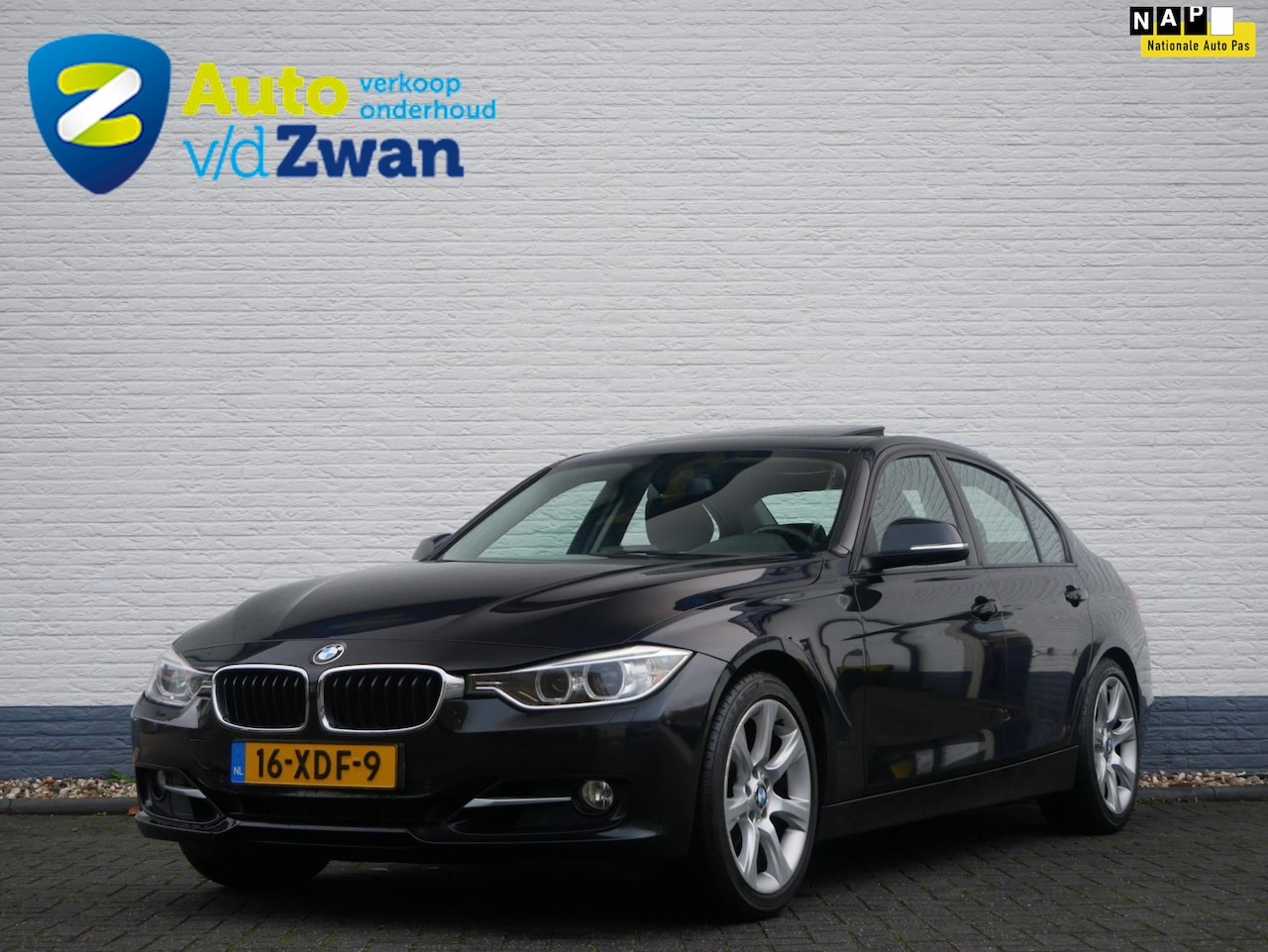 BMW 3-serie - 320i High Executive 184 Pk Automaat/Navi/Xenon - AutoWereld.nl