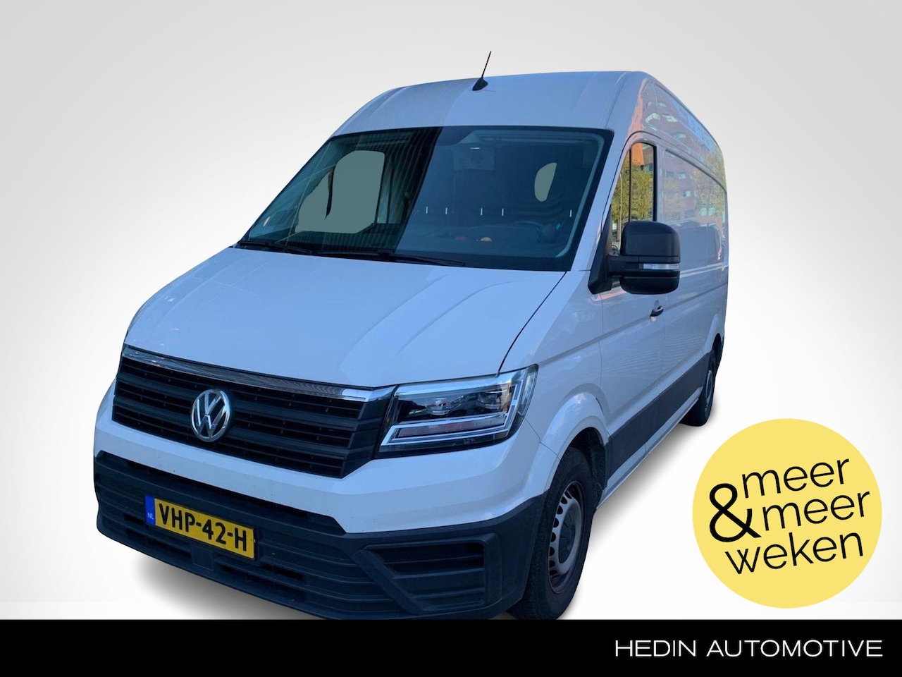 Volkswagen Crafter - 2.0 TDI 35 L3/H3 Automaat Highline | Trekhaak | LED | Airco | Camera | Parkeersensoren - AutoWereld.nl