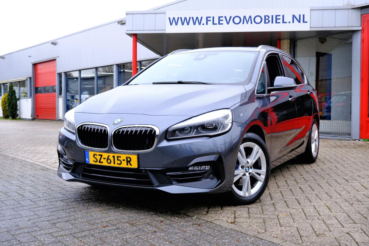 BMW 2-serie Active Tourer - 218i Executive Launch Edition Aut. Pano|Half Leder|Sporstoelen|Navi - AutoWereld.nl