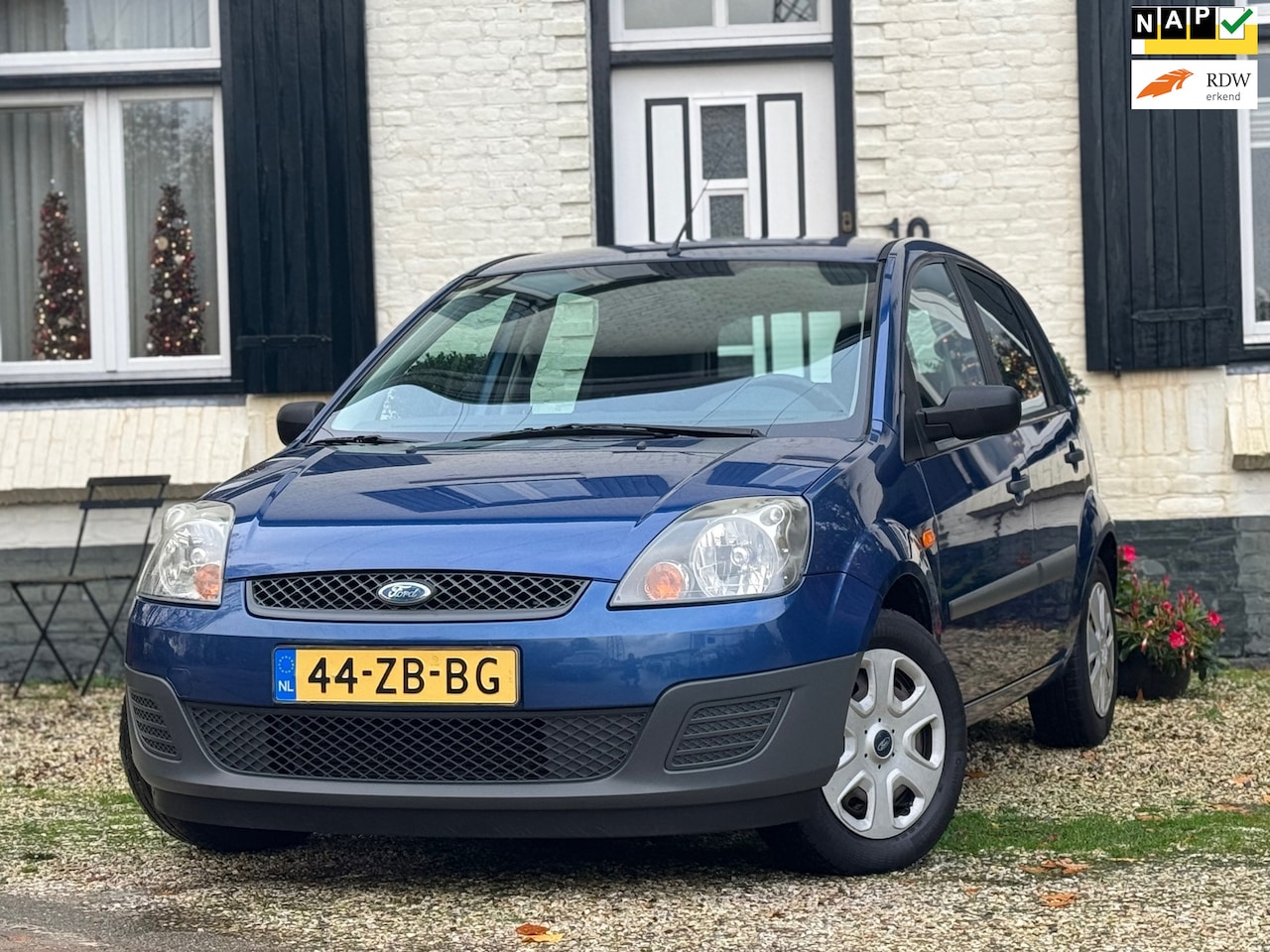 Ford Fiesta - 1.3-8V Cool & Sound|Airco|Elek-ramen|111DKM!|Trekhaak| - AutoWereld.nl