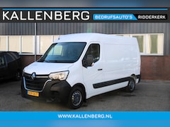 Renault Master - T35 2.3 dCi 135 L2H2 / Trekhaak / Navi / Airco / 3 zits