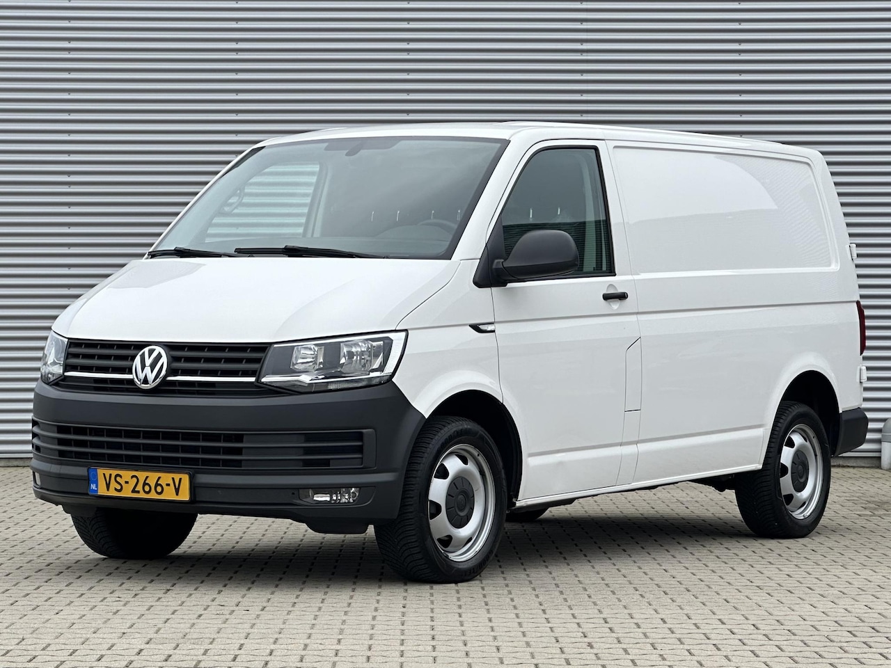 Volkswagen Transporter - 2.0 TDI Comfortline - AutoWereld.nl