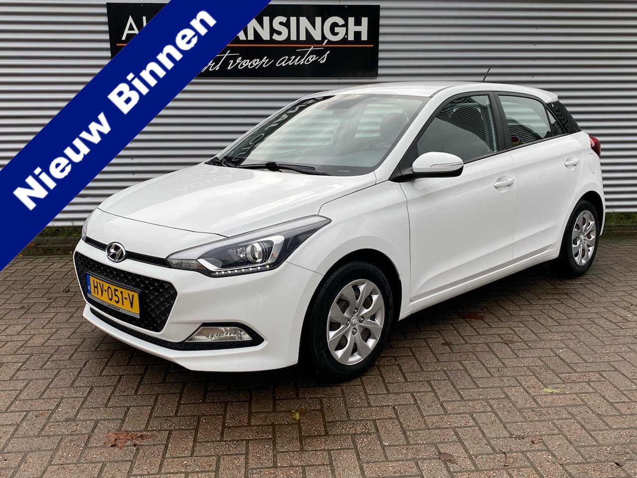 Hyundai i20 - 1.2 HP i-Motion | Cruise Control | Airco | PDC Achter | RIJKLAARPRIJS INCL 12 MAANDEN GARA - AutoWereld.nl