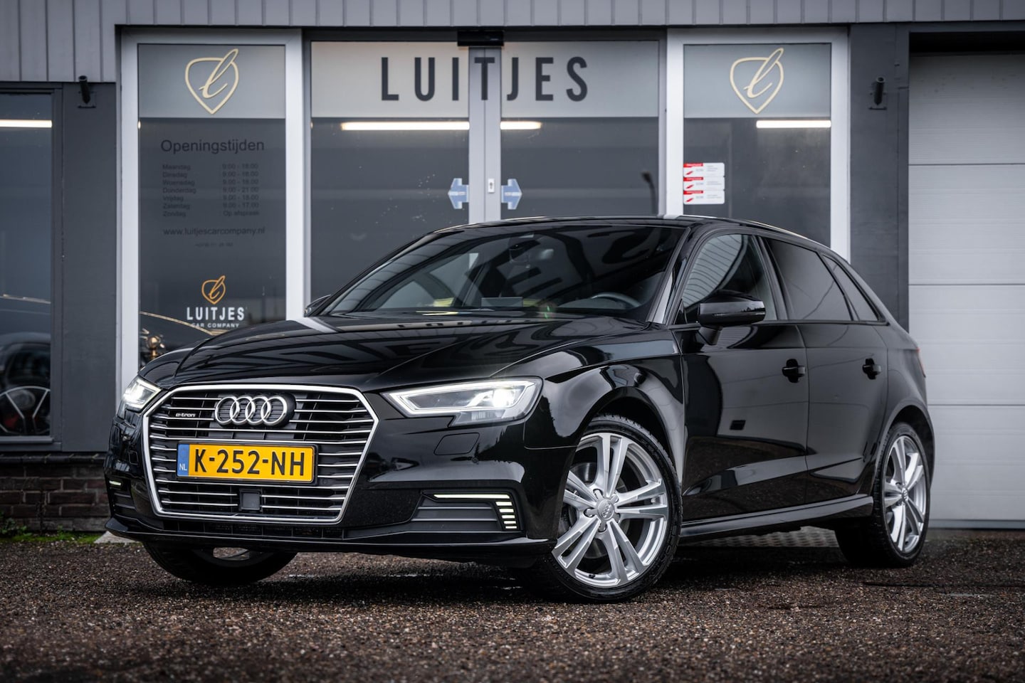 Audi A3 Sportback - 1.4 e-tron 2x S-Line I Bang&Olufsen I Sportstoelen I Adaptive-cruise I Virual-cockpit I De - AutoWereld.nl