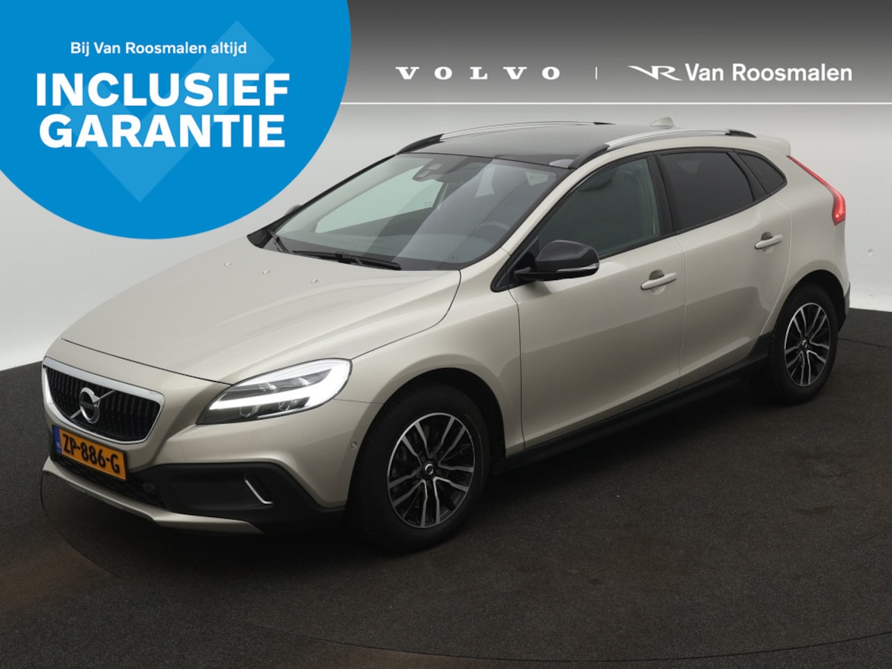 Volvo V40 Cross Country - 1.5 T3 Polar+ Luxury | Trekhaak | Panorama dak - AutoWereld.nl