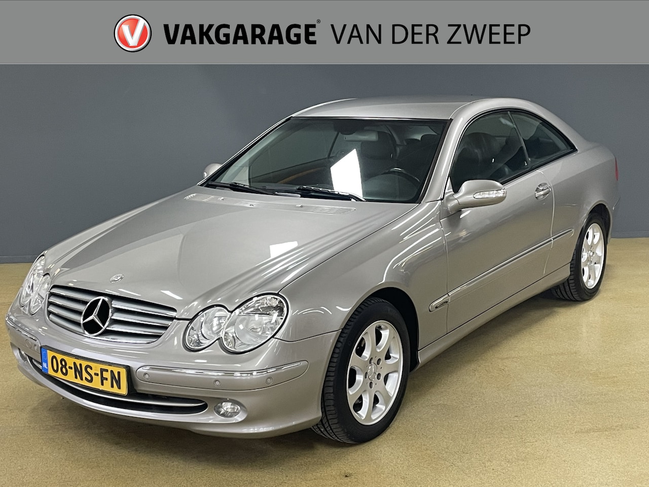 Mercedes-Benz CLK-klasse Coupé - 240 Elegance | Stoelverwarming | Leder - AutoWereld.nl