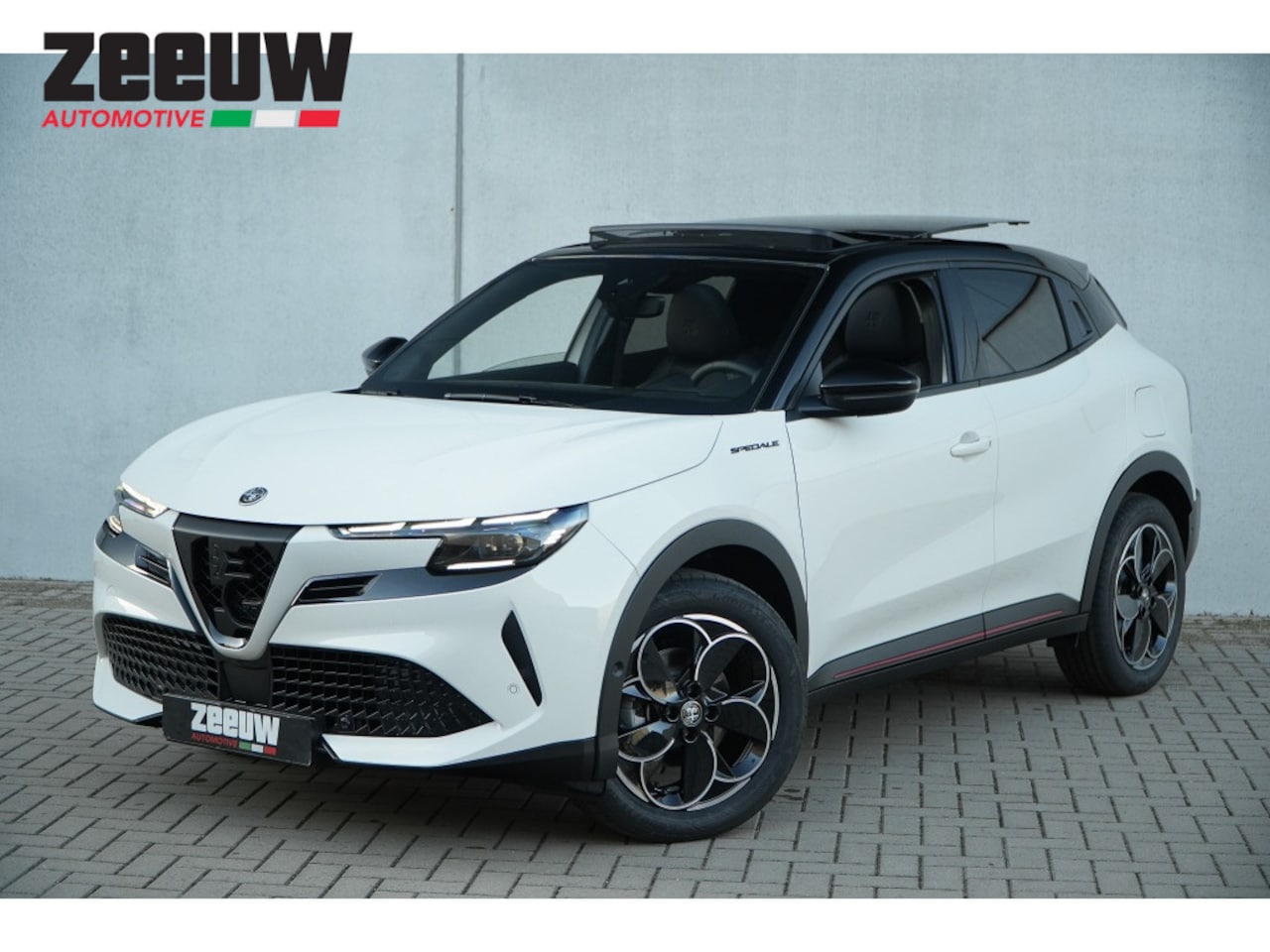 Alfa Romeo Junior - Elettrica Speciale 54 kWh | Techno Pack | Pano | Nieuw te bestel - AutoWereld.nl