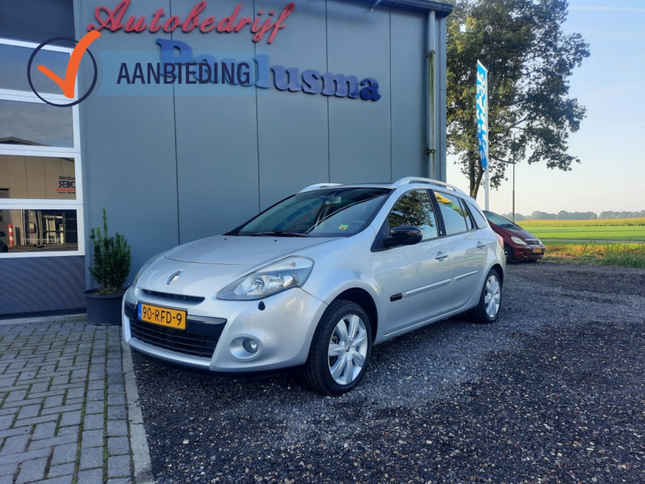 Renault Clio Estate - 1.2 TCE 20th Anniv. panoramadak - AutoWereld.nl