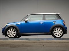 MINI Cooper S - 1.6 Chili (LED, CRUISE, LEDER, STOELVERWARMING, SPORTSTOELEN, PDC, GETINT, NETTESTAAT)