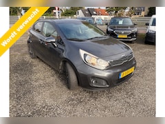 Kia Rio - 1.2 CVVT World Cup Edition Plus VERWACHT