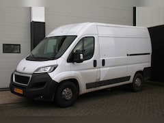 Peugeot Boxer - 2.2 BlueHDi 165PK L2H2 EURO 6 - Airco - Cruise - Navi - € 13.950, - Excl